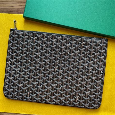 goyard mens senat pouch clutch|Goyard senat pouch.